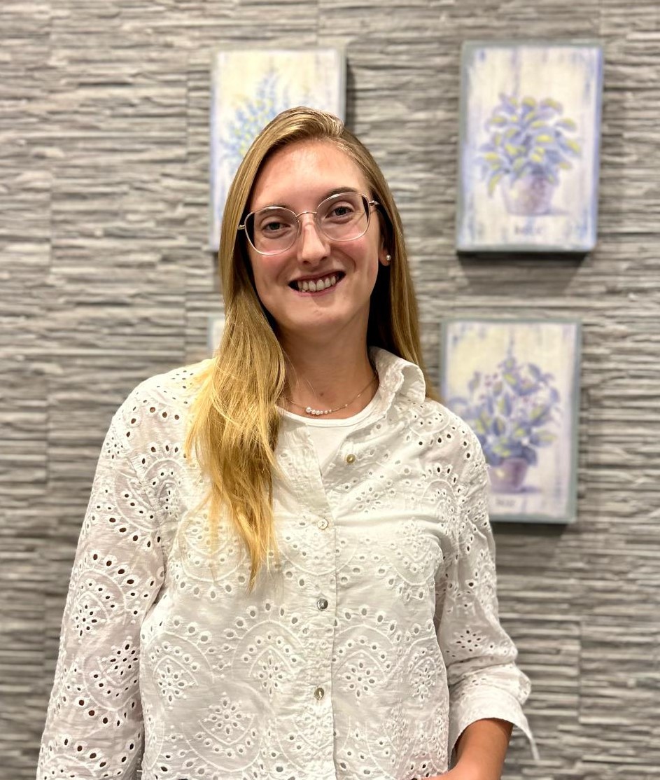 Website_Foto_Nadine Schröder-neu